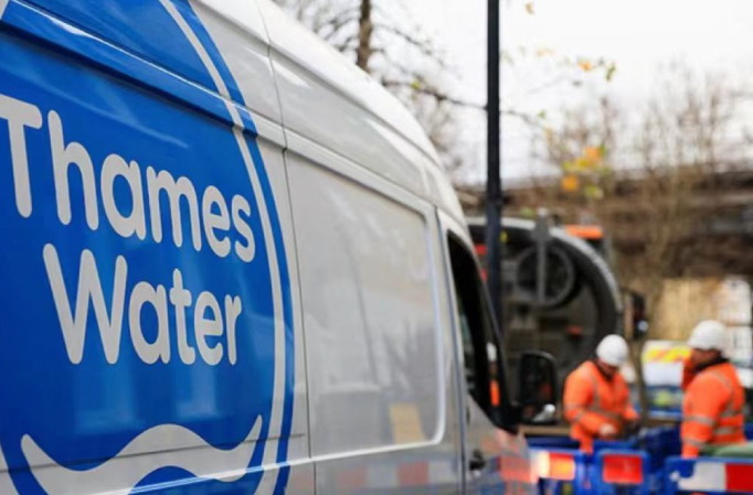 泰晤士水务：他山之石，尚能饭否？